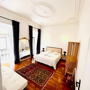  Appartement The Royal Garden In Principe Real Portugal